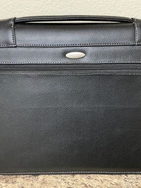 Samsonite zip around pad folio